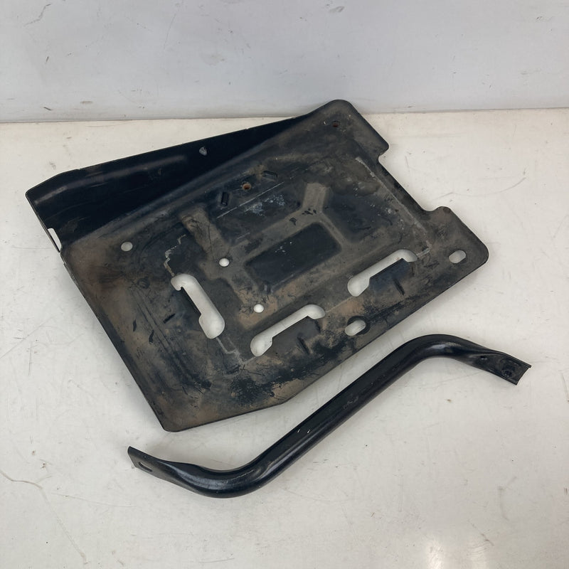 2007-14 Chevrolet Silverado GMC 1500 2500 3500 Battery Tray 15872637 OEM #5604M