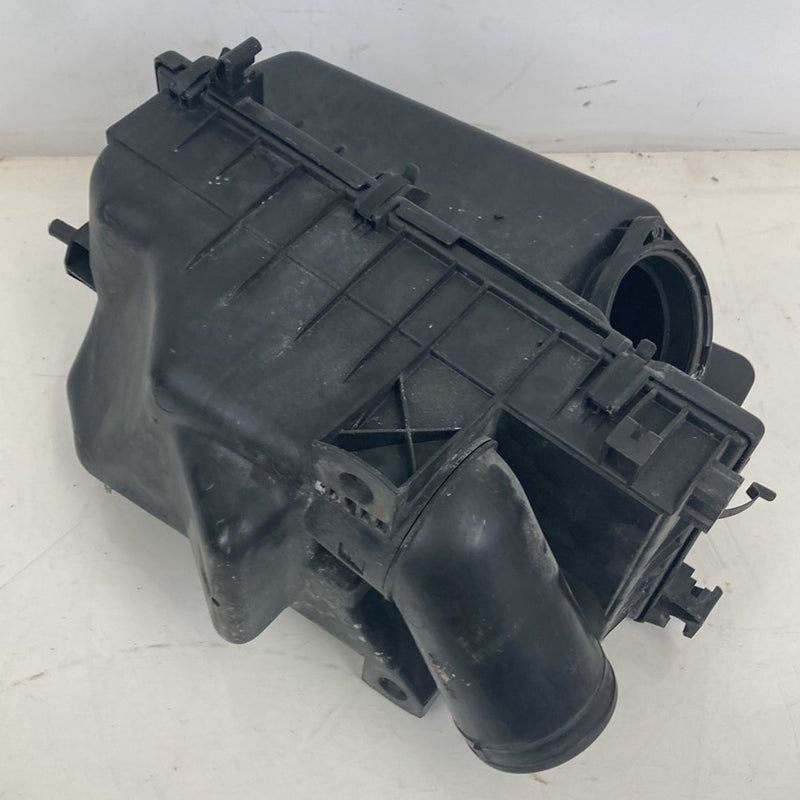 1998-2000 Volvo V70 Air Filter Housing Box Intake 445349 OEM #5209M