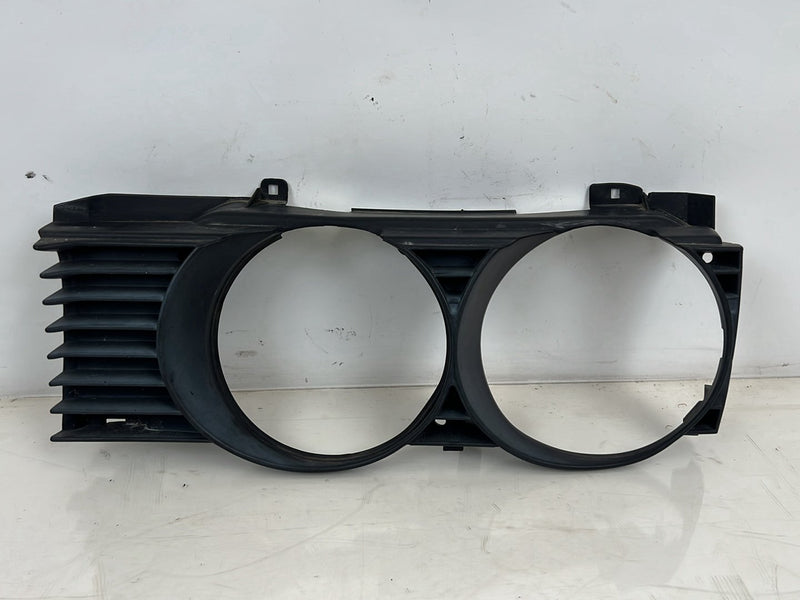 1986-1994 BMW 740iL E32 7 Series Left Headlight Trim Surround Grille OE #6765EM