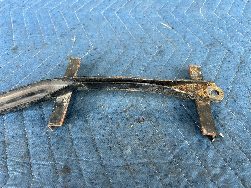 2002-2006 Toyota Camry Battery Hold Down Bracket Mount Support OEM #5020EM