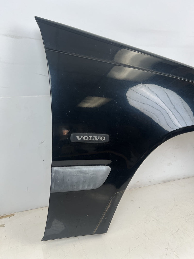 1998-2000 Volvo S70 V70 XC Front Passenger Right Fender Trim Black OEM #6902EM