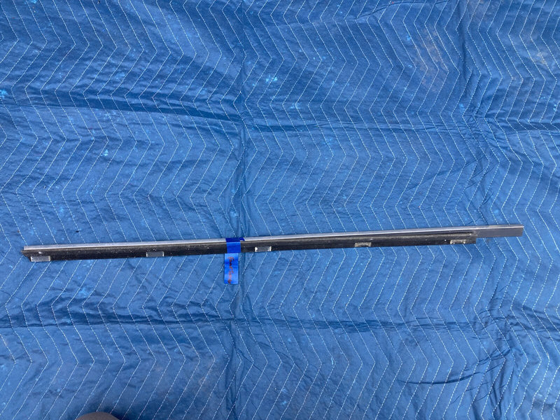 1982-1994 BMW E30 318i 325i Passenger Sedan Window Scraper Edge Right OEM #2344M
