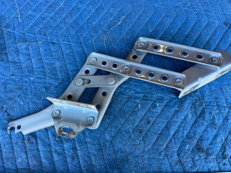 1986-1993 Volvo 240 244 Sedan Right & Left Trunk Deck Lid Hinge Pair OEM #4347EM