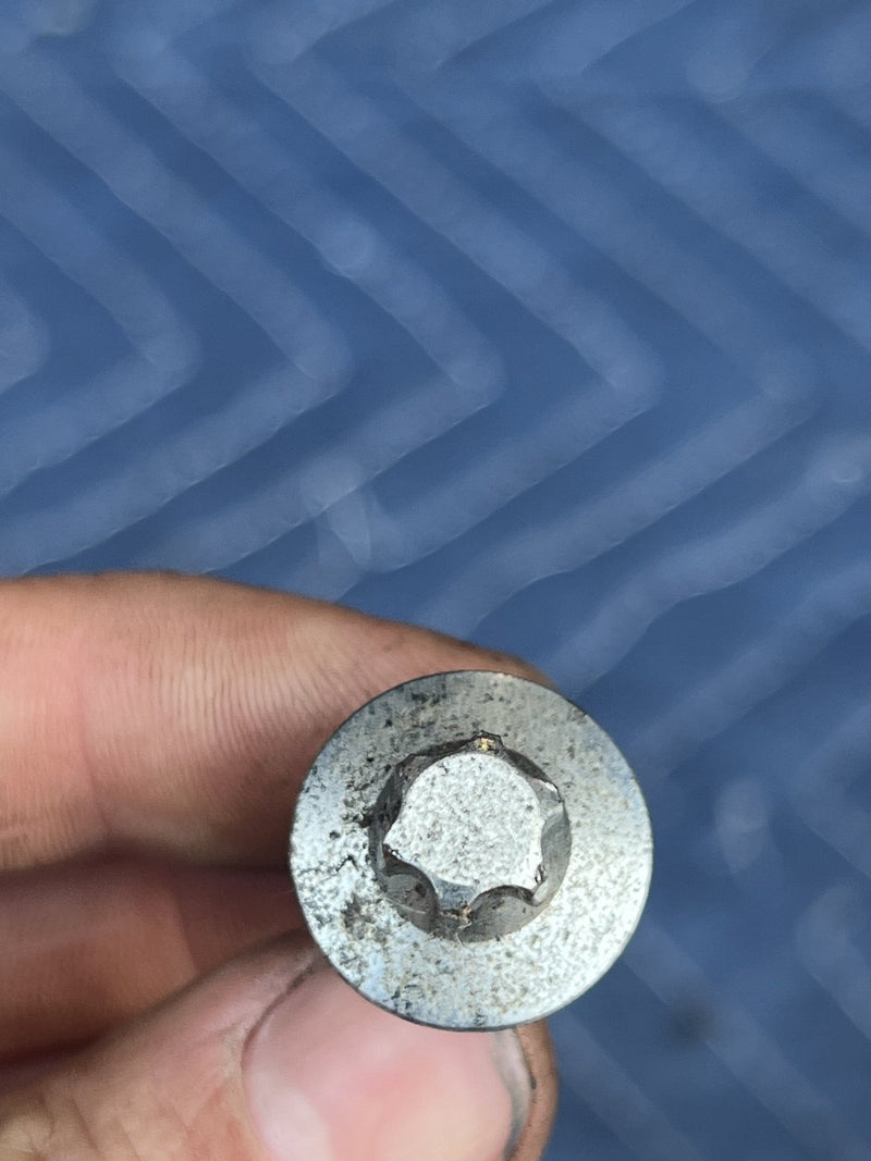 1973 Volvo 140 142 - Hardware