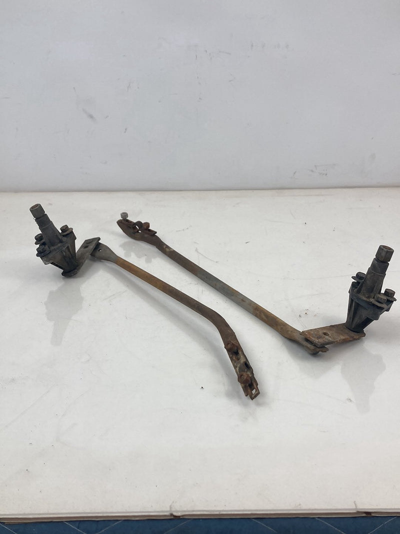 1988 Chevrolet Silverado 1500 GMT400 - Wiper Linkage