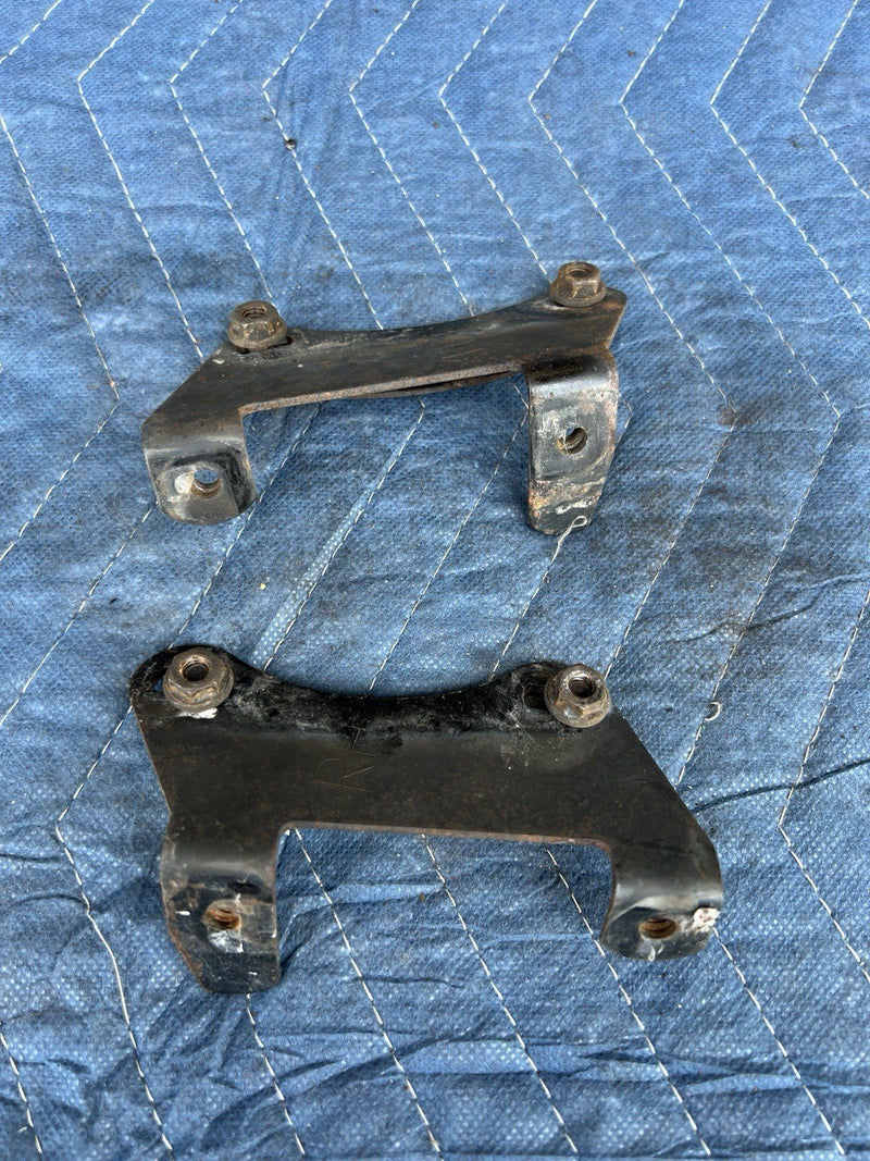 1998-2003 Jaguar XJR XJ8 X308 Front Grille L & R Brackets Hardware OEM #4723E