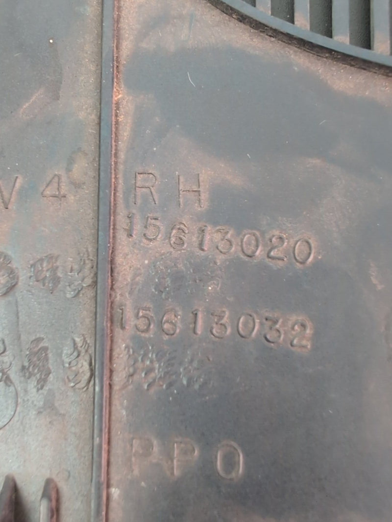 47020471