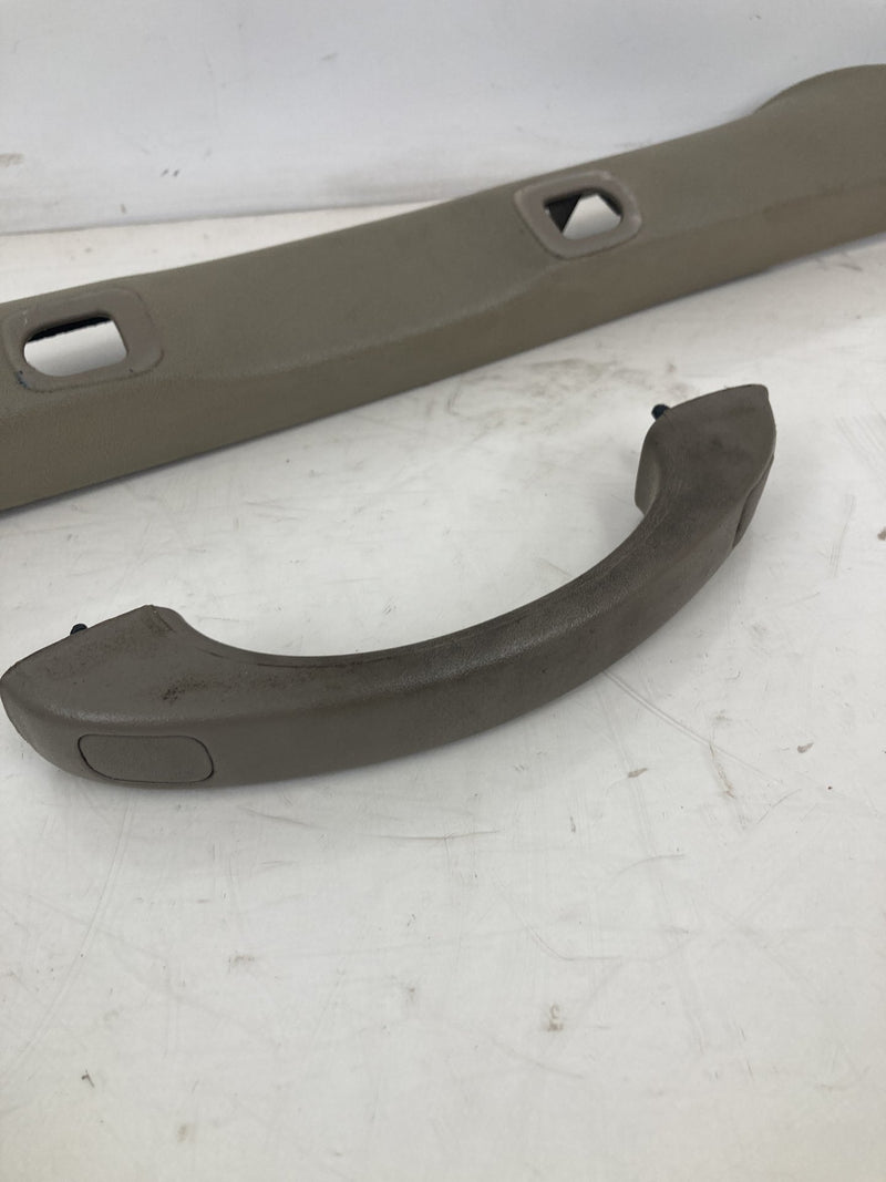 1995-1998 Chevrolet Silverado 2500 GMT400 A Pillar Trim 15707257 15952949 OEM