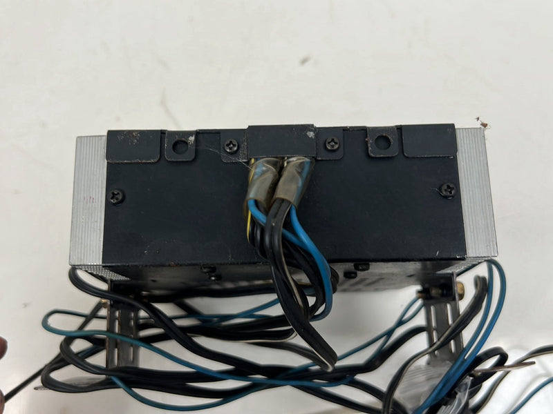 1975-1980 Volvo 244 240 Radio Amp Power Amplifier 7Z170052 OEM #5340EM