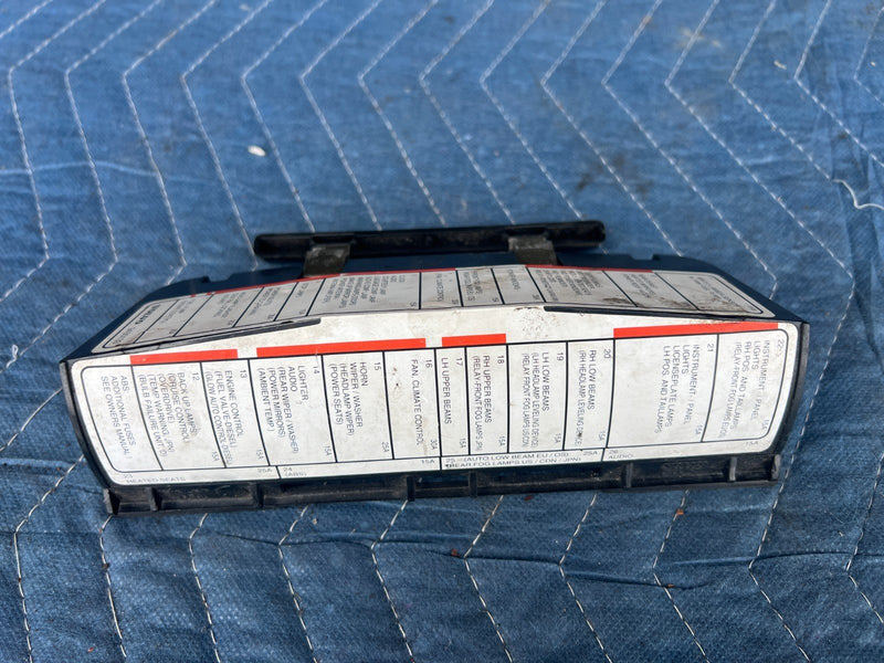 1992-1995 Volvo 940 740 Center Dashboard Fuse Box Cover Storage Cubby OE #3239EM