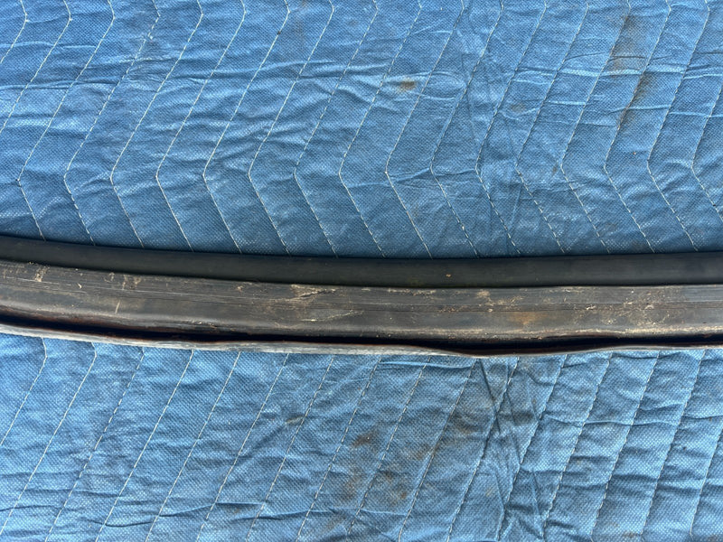 1986-1993 Volvo 240 244 245 Hood to Cowl Weatherstripping Gasket Seal OE #4086EM