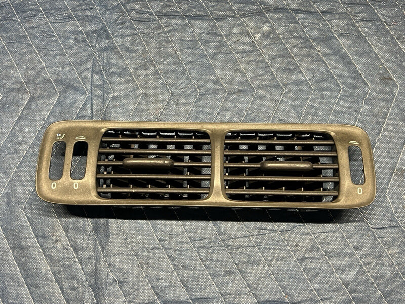 1998-2000 Volvo V70R V70 S70 P80 Dash Heat & AC Vent Set L & R HVAC OEM #4134E
