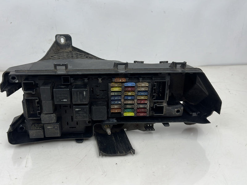 2004-2007 Volvo S60R V70R Engine Fuse Box Relay Junction 9494210 OEM #5739EM