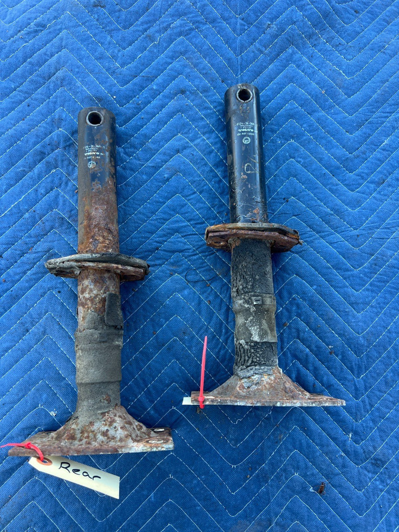 1986-1993 Volvo 240 244 245 Rear LH & RH Bumper Shock Pair 1372180 OEM #4189EM