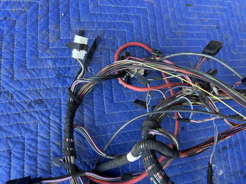 1998-2003 Jaguar XJR XJ8 X308 Rear Trunk Wiring Harness & Fuse Box OEM #4669E