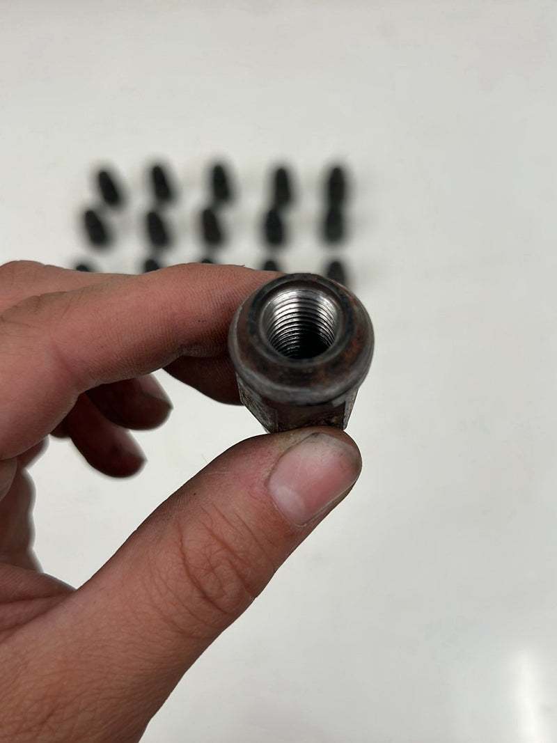1998-2000 Volvo V70R V70 Wheel Stud Lug Nut Set of 19 OEM #5937EM
