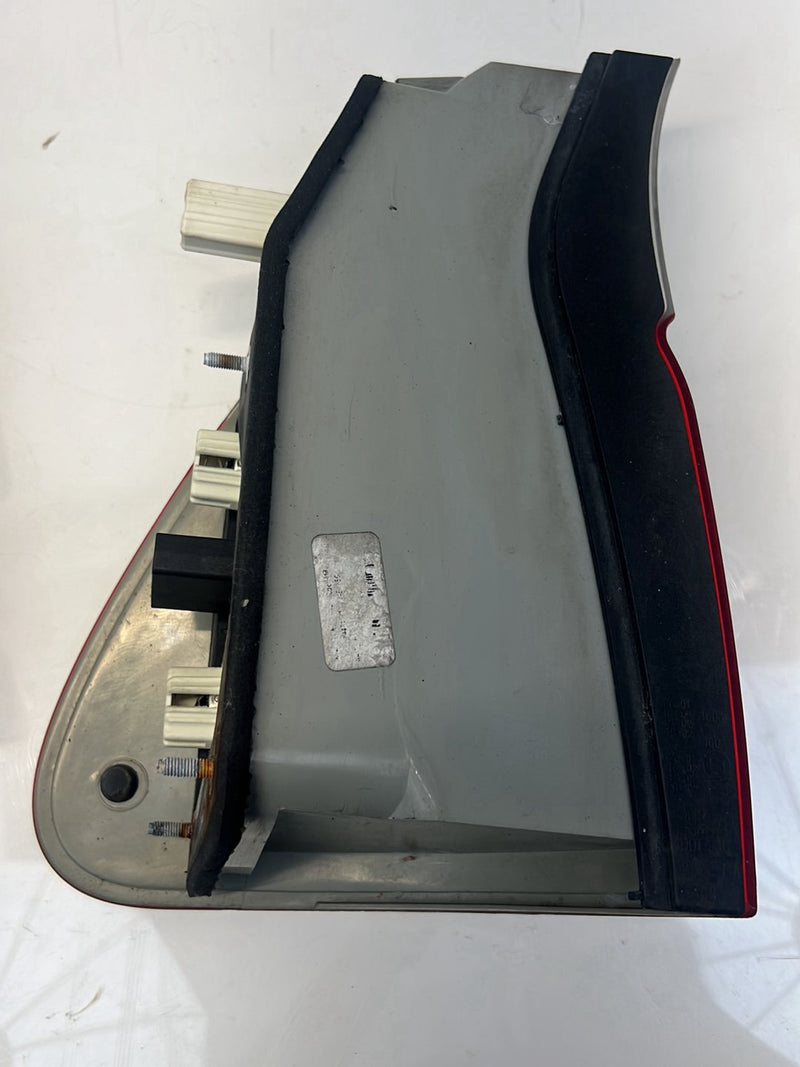 2006 BMW X5 E53 - Tail Light Pair PN: 63217164473