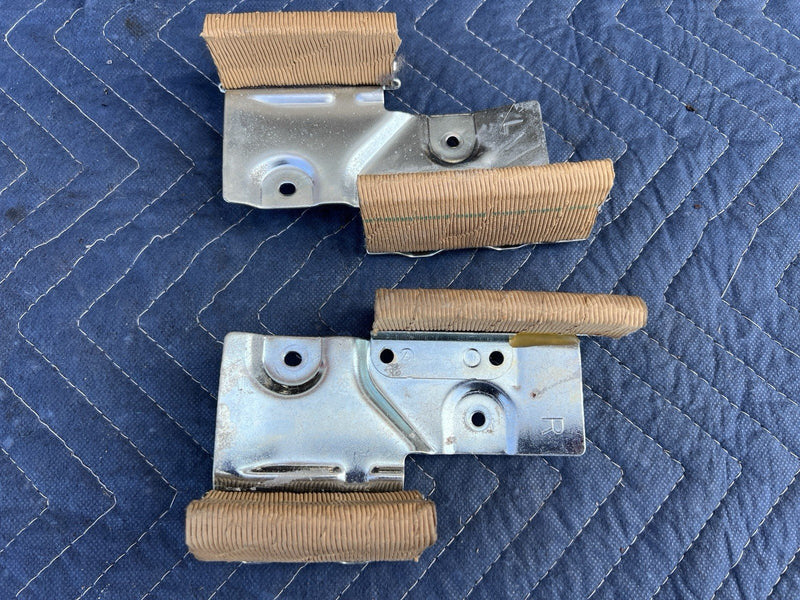 2006-2012 Mitsubishi Eclipse Front Seat Belt Brackets Left Right OEM #3813M