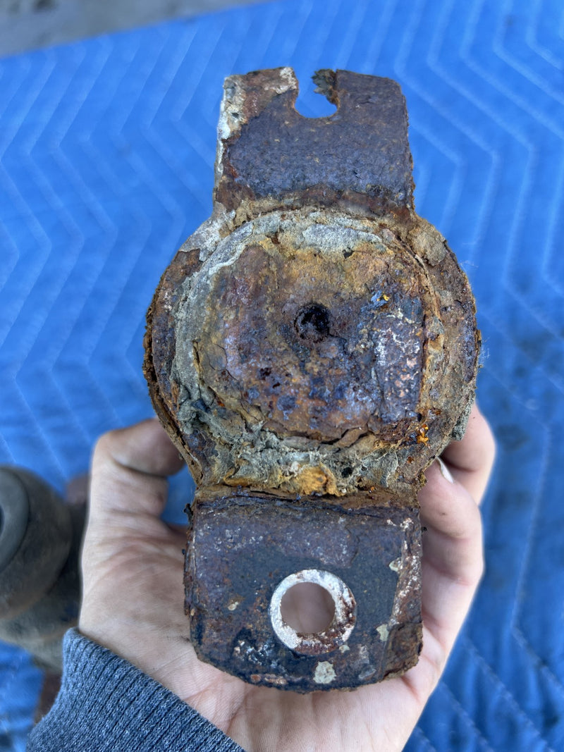 1988 Volvo 240 245 - Bump Stop