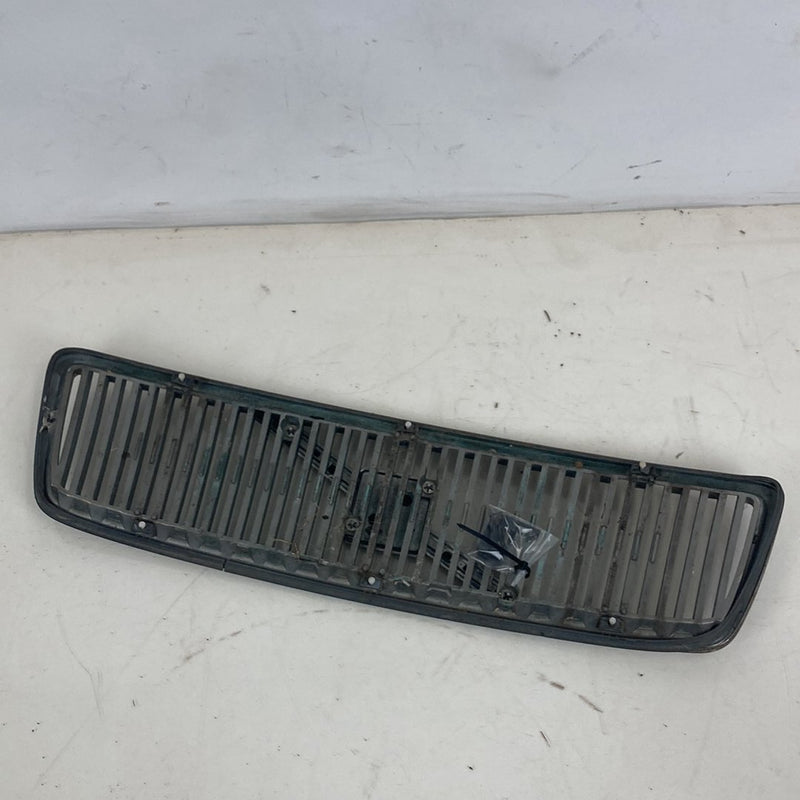 1998-2000 Volvo V70 P80 Grille Assembly Chrome 9151670 9151669 #5208M