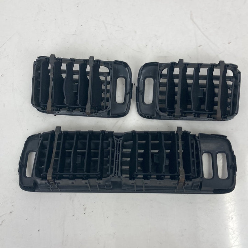 1998-2000 Volvo V70 S70 Right Left Dash HVAC AC Heat Air Vent Set OEM #5182M
