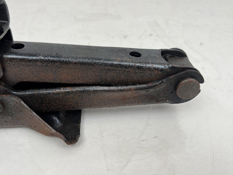 1993-1997 Volvo 850 Emergency Spare Tire Change Scissor Jack OEM