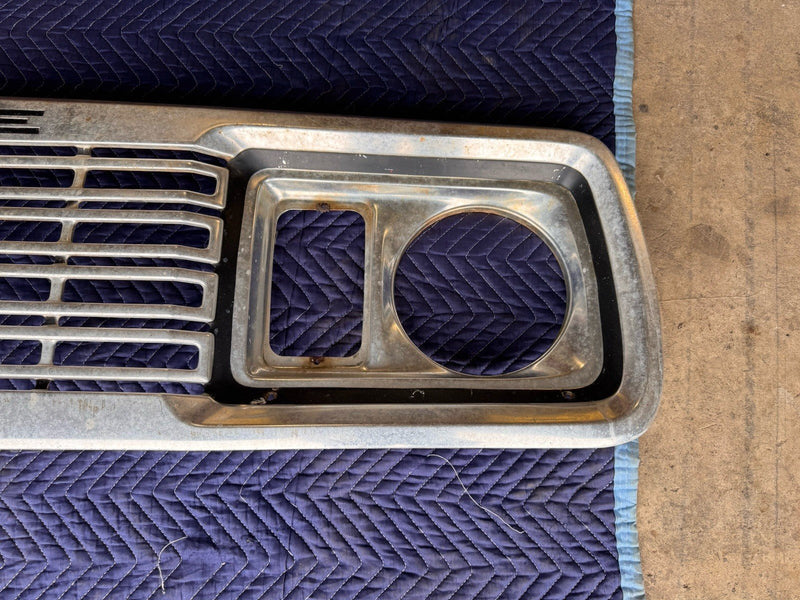 1977-1978 Dodge Truck Tin Front Grille D150 Pickup Aluminum Trim OEM #4770E