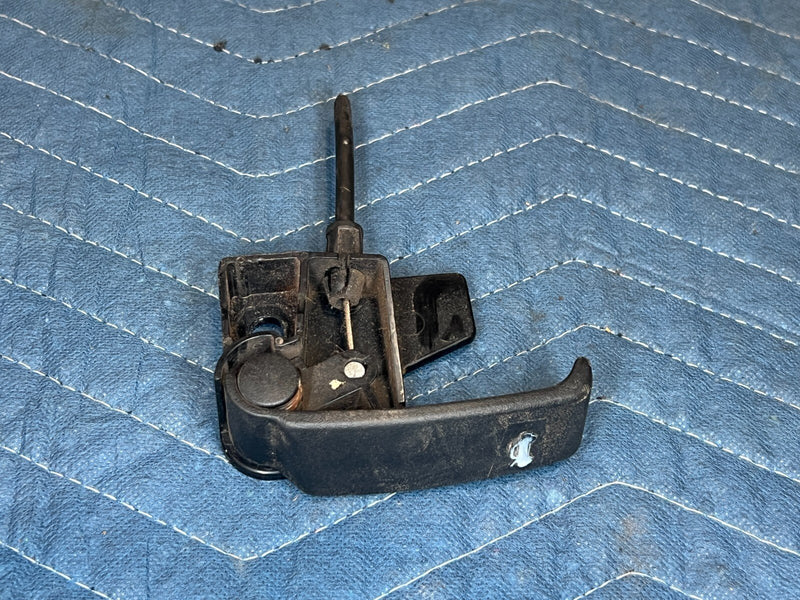 1999-2007 Chevy Silverado Hood Latch Release Pull Lever Handle OEM #1525CN