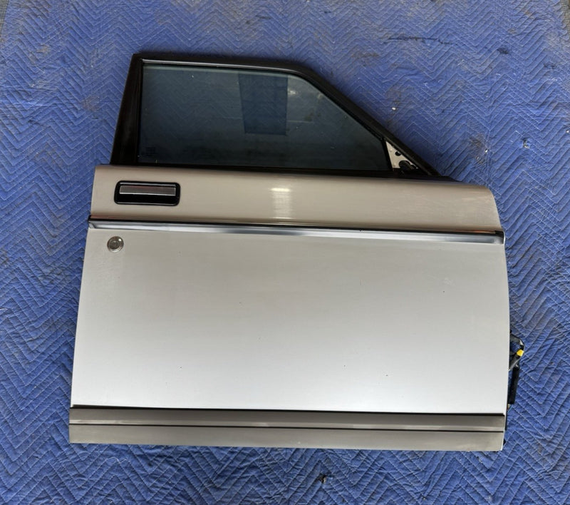 1986-1993 Volvo 240 244 Sedan Passenger Right Front Door Silver Metallic #4861E