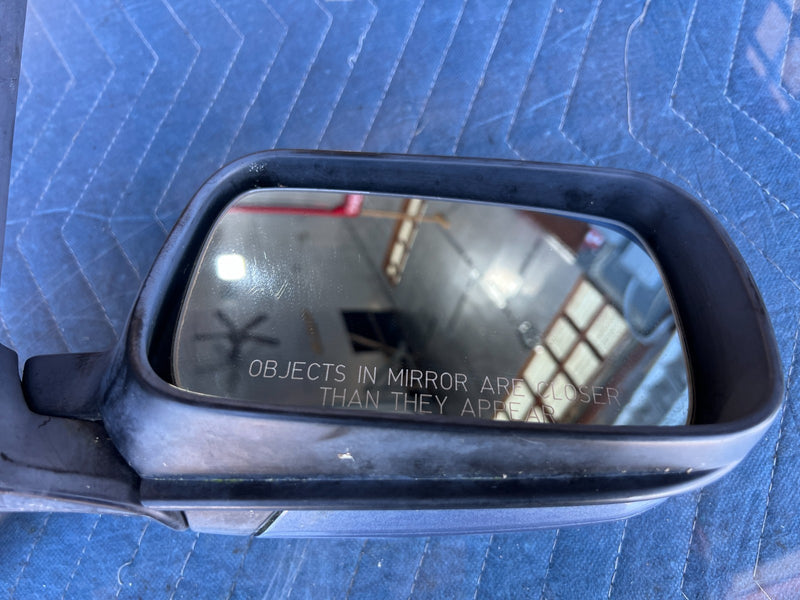 2000-2005 BMW 330xi 325xi E46 Passenger Right Door Mirror Assembly OEM #4763EM