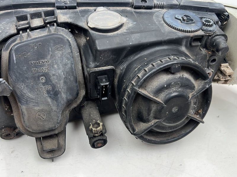 1998-2000 Volvo V70 S70 Front Left Right Headlight Lamp Pair OEM