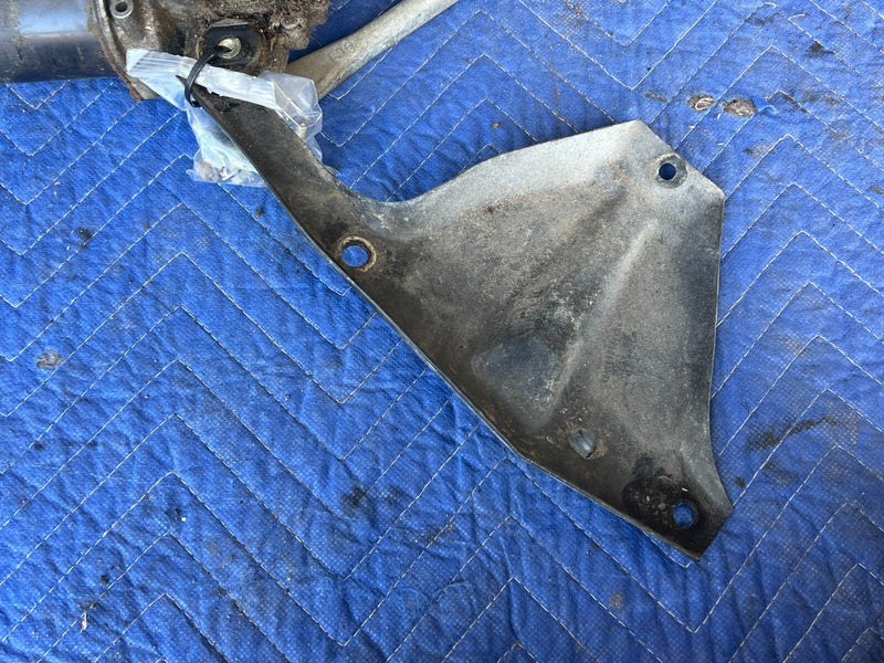 1999-2002 Chevy Silverado GM 1500 2500 Windshield Wiper Transmission OEM #1837CN