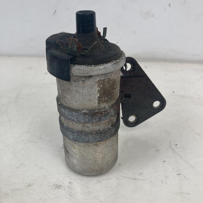 1981-1985 Volvo 240 245 Ignition Coil Pack 0221122345 1220522011 OEM