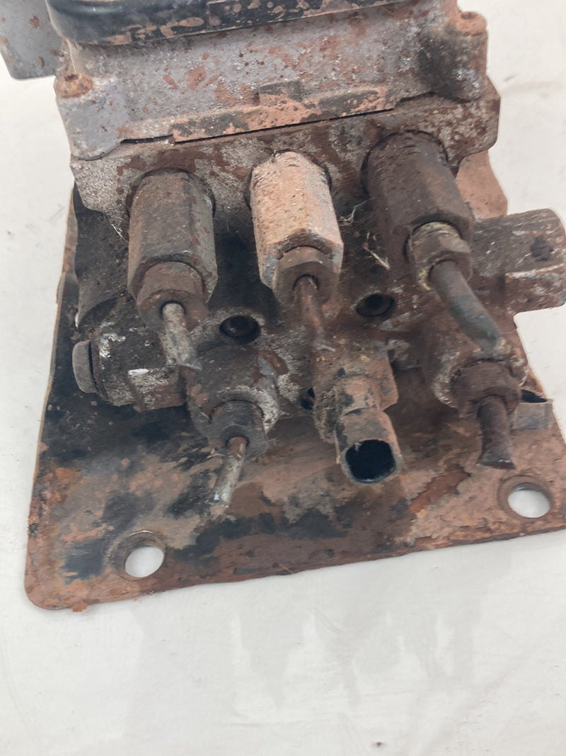 1996 Chevrolet Silverado GMT800 - ABS Pump PN: 12765501