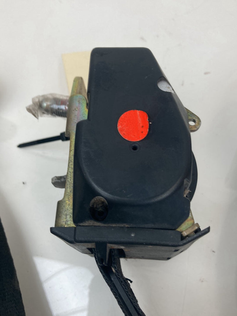1992 Volvo 940 944 - Seat Belt Front Left PN: 3539349 352747