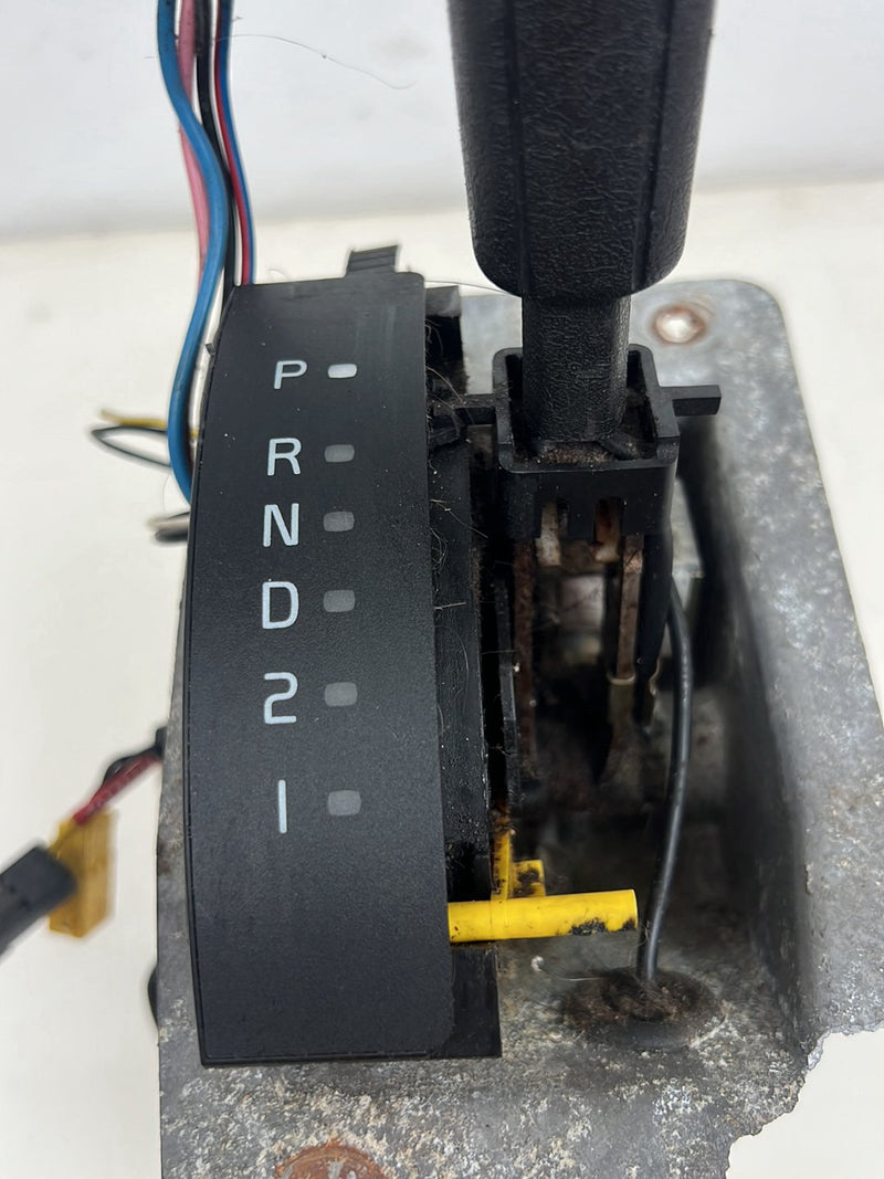 1990-1992 Volvo 740 745 940 Automatic Transmission Shifter Selector Assembly OEM #5972EM