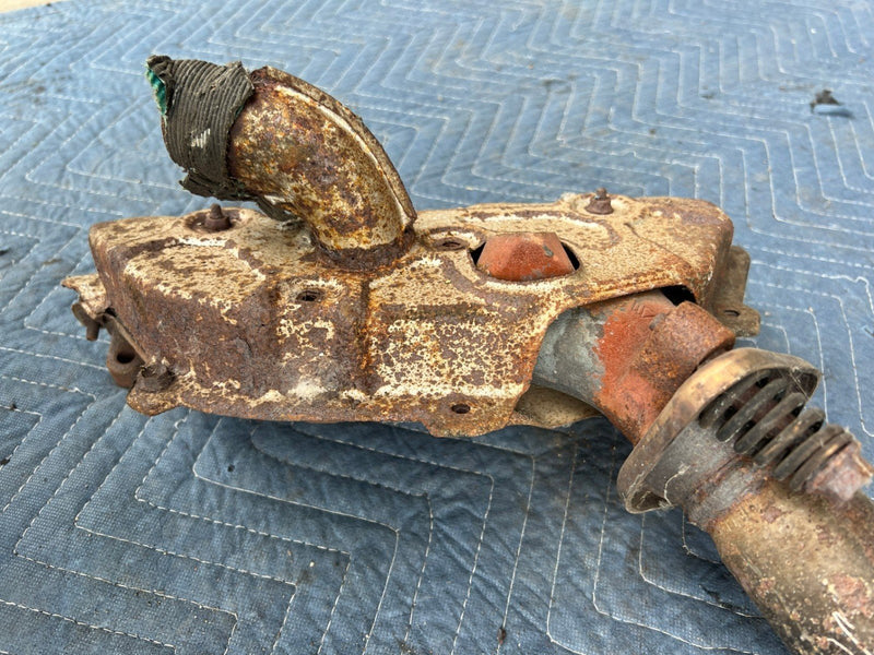 1985-1988 Suzuki Samurai SJ413 Exhaust Manifold 14111-83013 OEM
