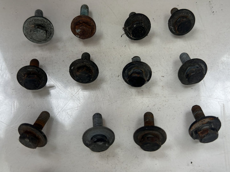 1996-2003 Audi S8 D2 A8 Front Fender Mounting Bolt Hardware OEM #6467EM