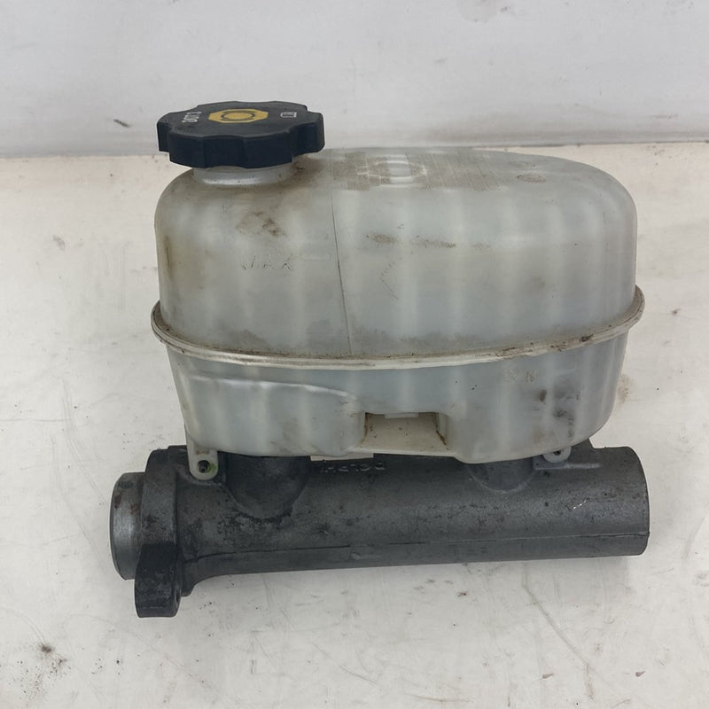 2007-2014 Chevrolet Silverado GMT900 Master Cylinder 18045894 OEM #5363M