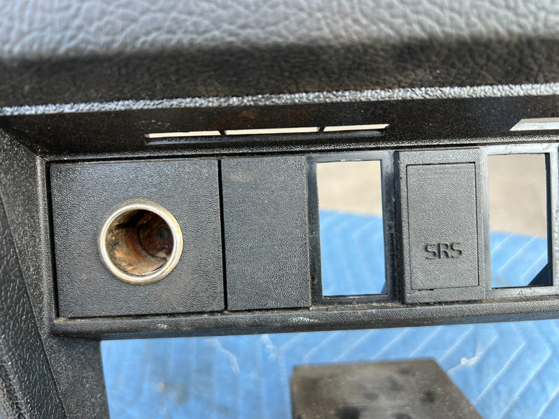 1986-1993 Volvo 240 244 245 Center Dash Trim Radio Surround Black OEM #4379EM