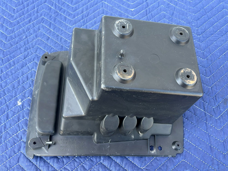 Chevrolet Silverado - Center Console PN: 15070490