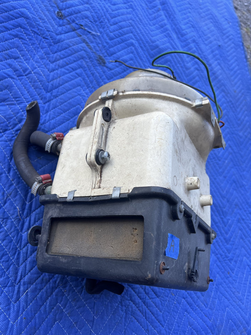 1973 Volvo 140 142 - Blower Motor PN: 682342 682343