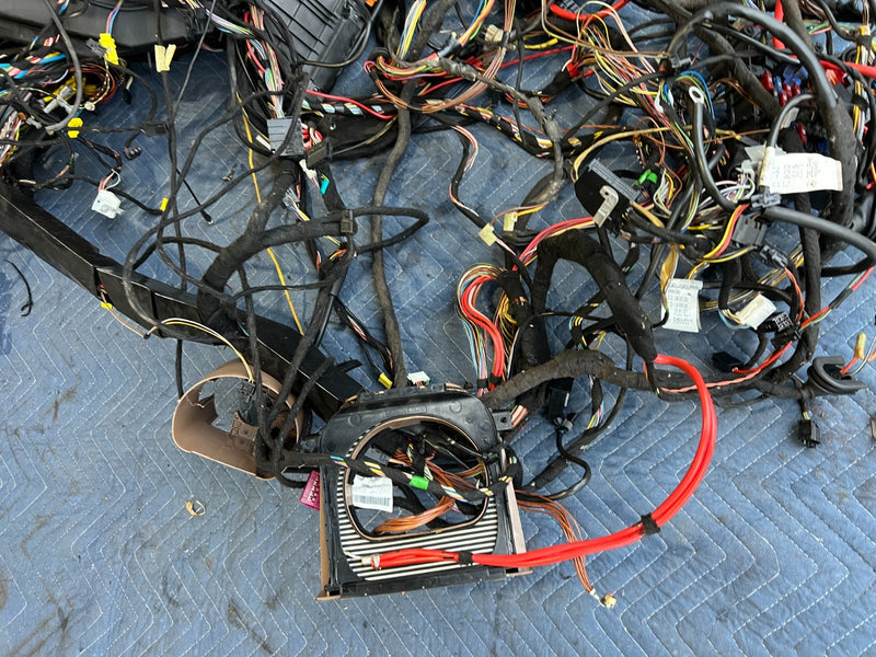 1998-2003 Mercedes W210 E320 Wagon Engine Wiring Harness w/ Fuse Box OEM #4749EM
