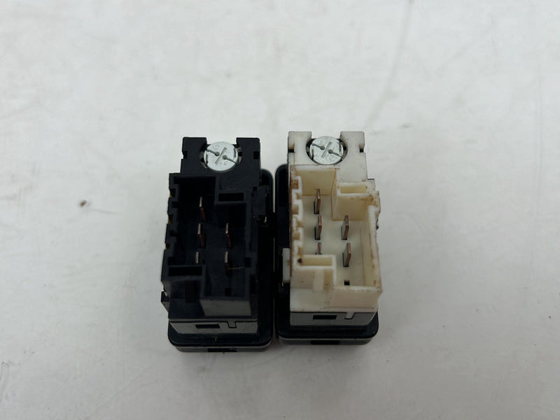 1993-1997 Volvo 850 Dash Heated Seat Control Switch Pair 9148765 OEM