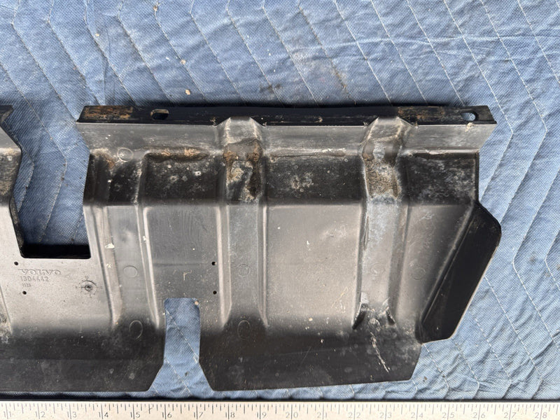1986-1993 Volvo 240 244 245 Lower Front Bumper Air Guide 1304442 Dam OEM #4910E