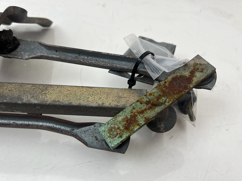 1983-1985 Porsche 944 Front Windshield Wiper Motor Transmission OEM #5636EM