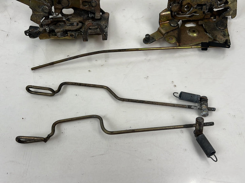 1986-1993 Volvo 240 244 Door Lock Latch Actuator w/ Linkage Rods Set of 4 OEM #5583EM