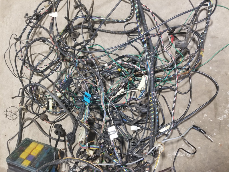 1984-1987 BMW E30 318i 325i Interior & Engine Wiring Wire Harness OEM #E