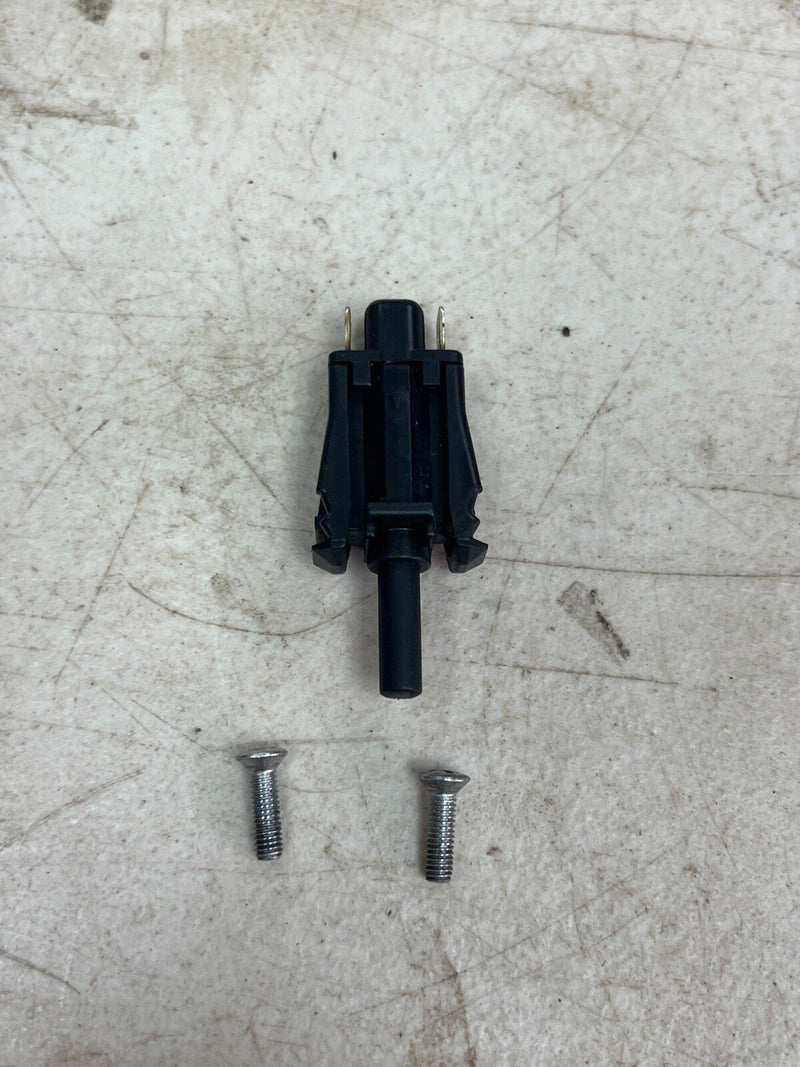 1979-1985 Mercedes 300SD W126 RH Passenger Rear Door Hardware Lock Top OEM#628EM