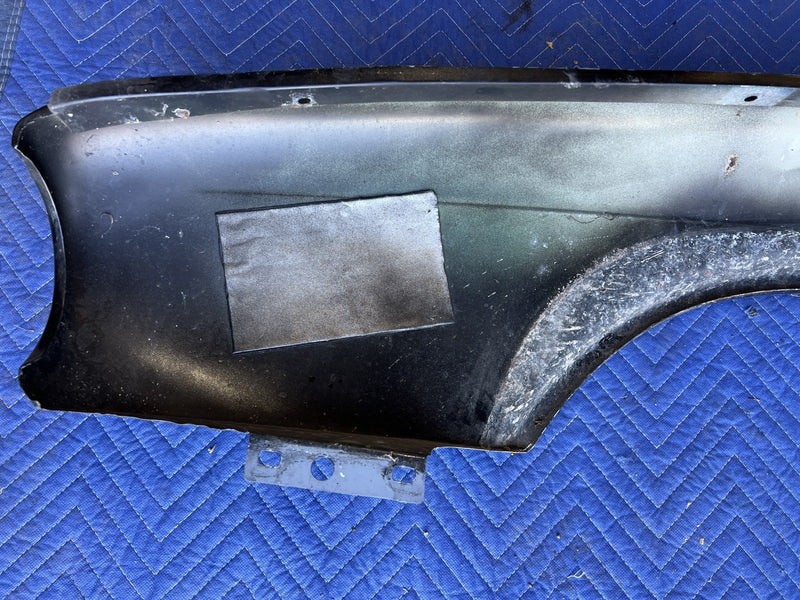 1998-2003 Jaguar XJR XJ8 X308 Passenger Side Right Front Fender Black OEM #4666E